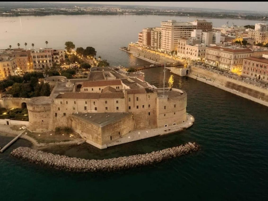 Casa Santagostino Διαμέρισμα Ταράντο Εξωτερικό φωτογραφία